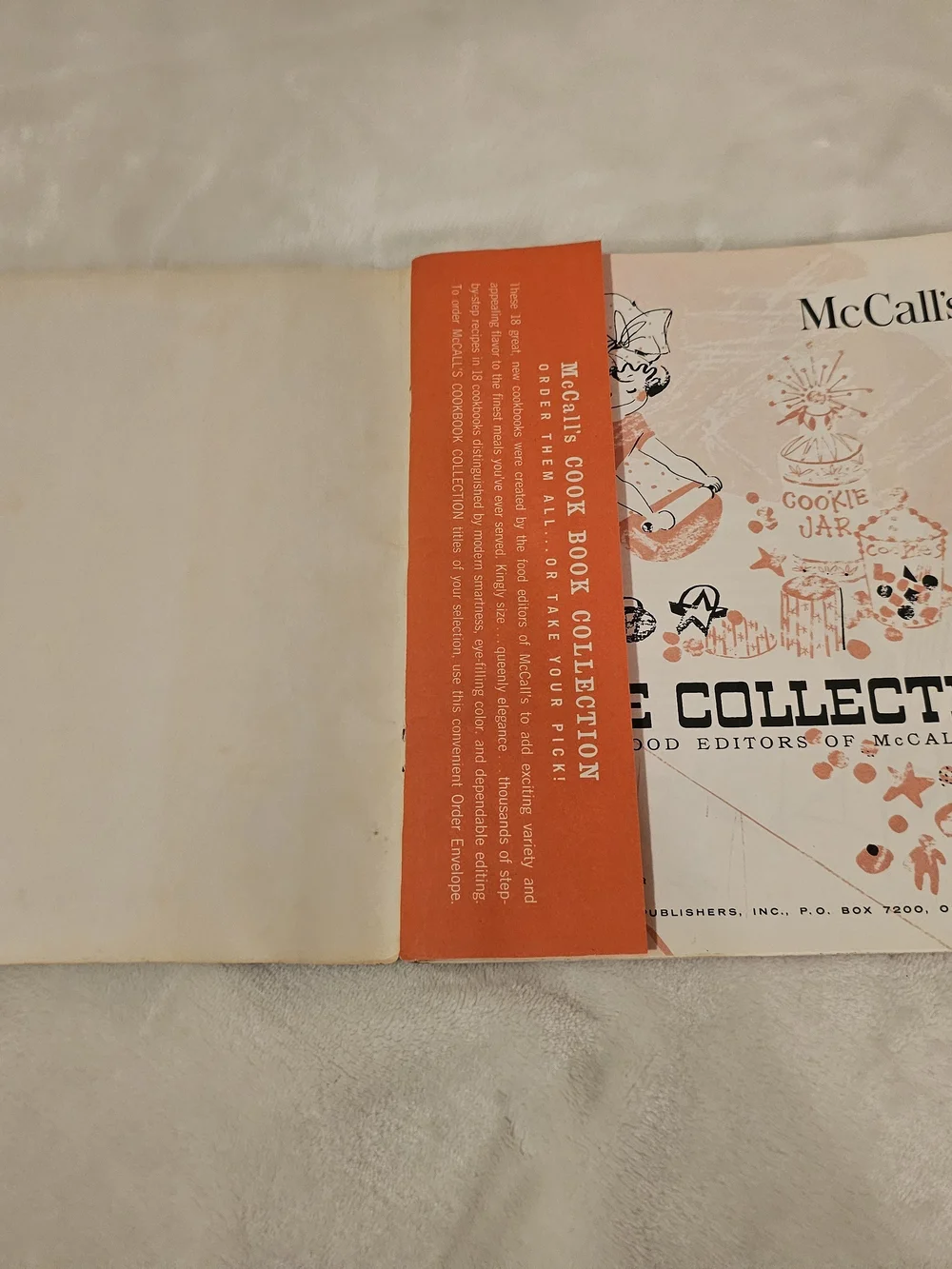 Vintage 1965 McCall’s Cookie Collection Cookbook M1 64 Pages Retro Baking